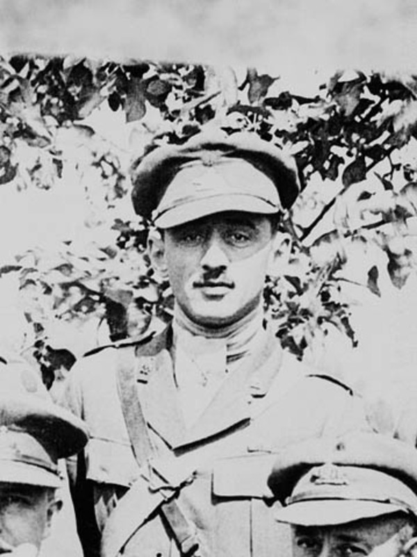 Titre original&nbsp;:  Lieut. Jean Brillant, posthumously awarded the Victoria Cross. 