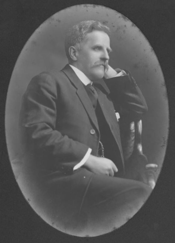 Titre original&nbsp;:  Dr. Stephen Rice Jenkins (1858-1929), ca. 1900. Image courtesy of Public Archives and Records Office of Prince Edward Island, Acc3466/HF81.140.13.4.