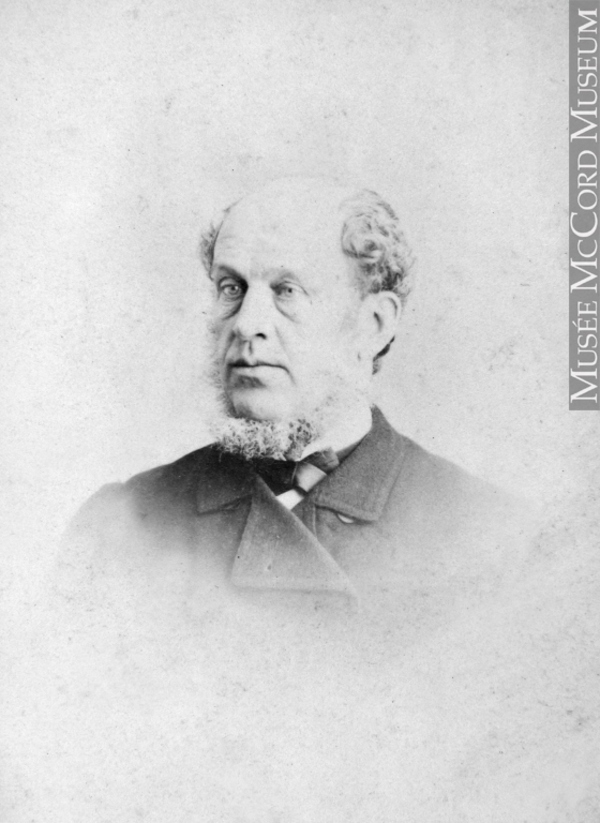 Titre original&nbsp;:  Photograph Robert Hay, Montreal, QC, 1864 William Notman (1826-1891) 1864, 19th century Silver salts on paper mounted on paper - Albumen process 8.5 x 5.6 cm Purchase from Associated Screen News Ltd. I-13862.1 © McCord Museum Keywords:  male (26812) , Photograph (77678) , portrait (53878)