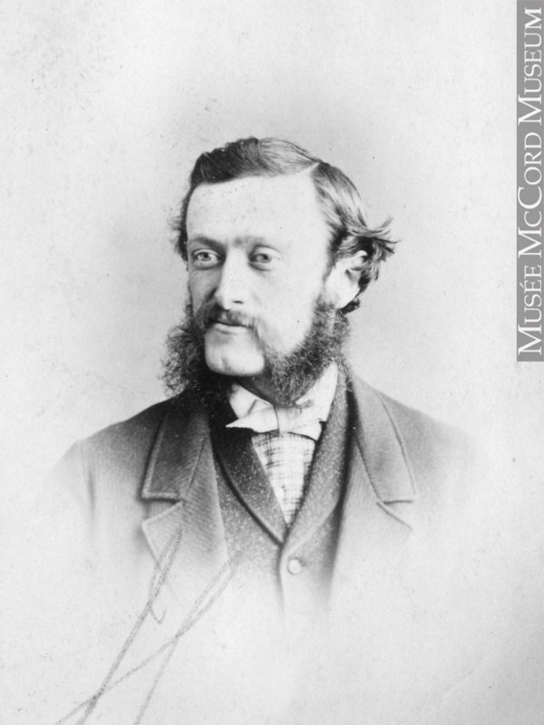 Titre original&nbsp;:  Photograph Alfred Sandham, artist, Montreal, QC, 1866 William Notman (1826-1891) 1866, 19th century Silver salts on paper mounted on paper - Albumen process 8.5 x 5.6 cm Purchase from Associated Screen News Ltd. I-19802.1 © McCord Museum Keywords:  male (26812) , Photograph (77678) , portrait (53878)