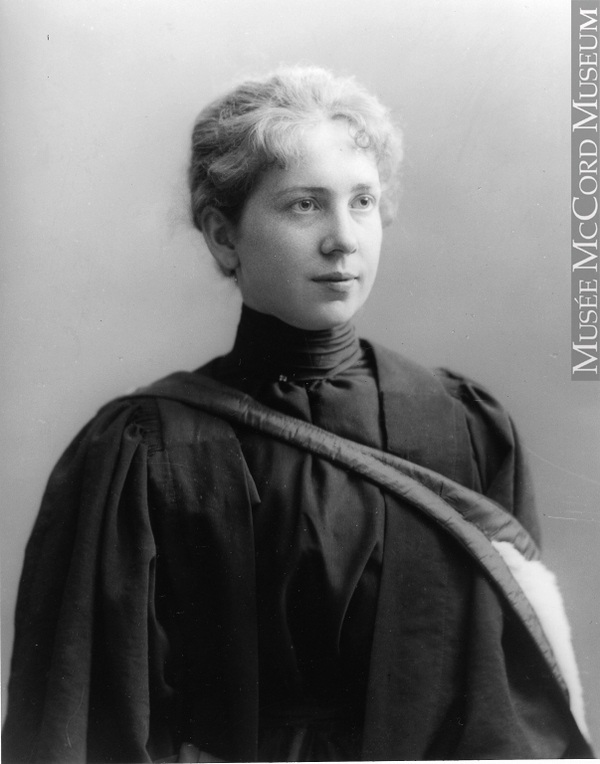 Titre original&nbsp;:  Photograph Miss Harriet Brooks, nuclear physicist, Montreal, QC, 1898 Wm. Notman & Son 1898, 19th century Silver salts on glass - Gelatin dry plate process 17.8 x 12.7 cm Purchase from Associated Screen News Ltd. II-123880 © McCord Museum Keywords:  female (19035) , Photograph (77678) , portrait (53878)